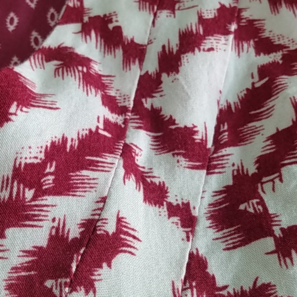 Sleeveless top - Picture 6 of 7